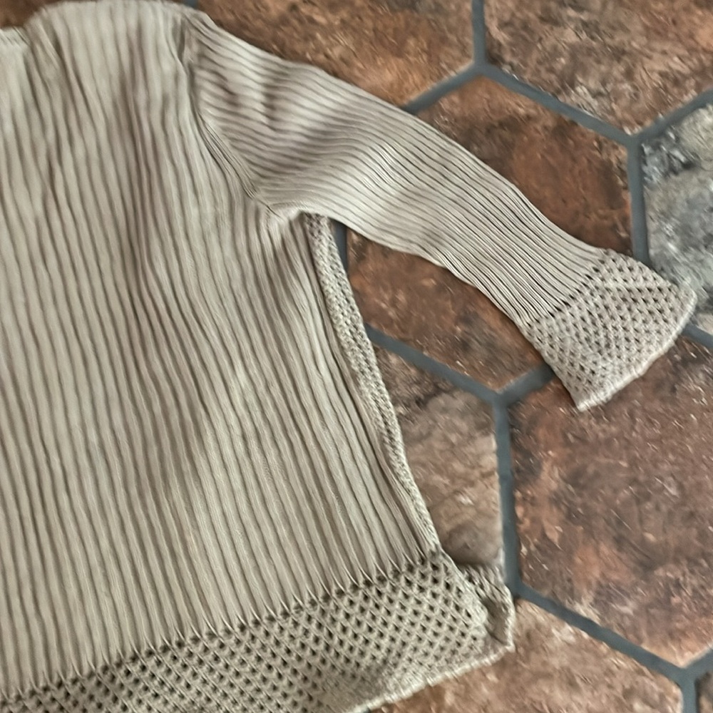 Cotton knit scalloped edge cardigan sweater taupe oatmeal textured cardigan READ - Picture 7 of 9